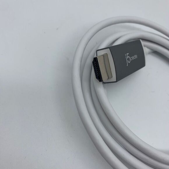 J5 Create USB-C to 4K HDMI Cable {MacBook/ iPad/ iPhone Pro to TV} Display Port - Picture 3 of 4